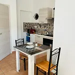 Le Petunie Frühstückspension Bari Sardo