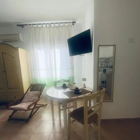 Bed & Breakfast Le Petunie Bari Sardo