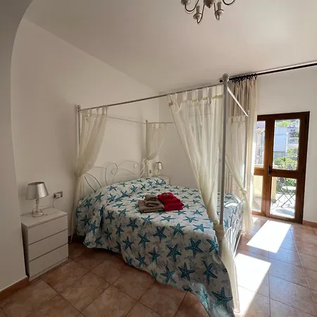 Bed & Breakfast Le Petunie Bari Sardo