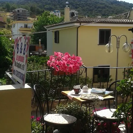Le Petunie Bed & Breakfast *