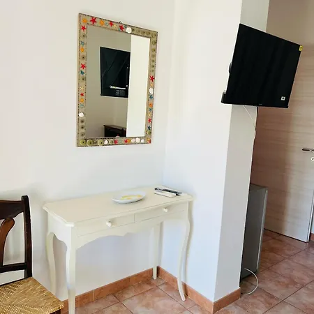 Le Petunie Apartments Bari Sardo