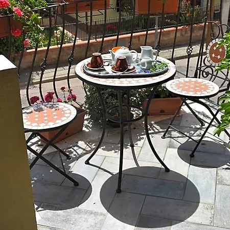 Le Petunie Bed & Breakfast