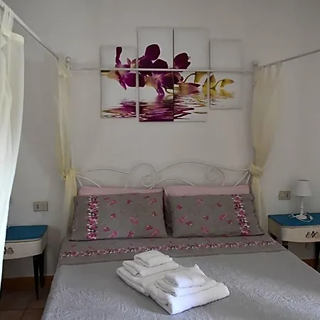 Le Petunie Bed & Breakfast